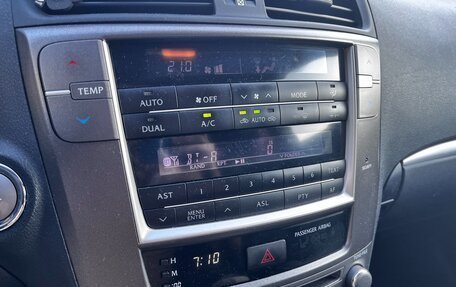 Lexus IS II рестайлинг 2, 2012 год, 1 780 000 рублей, 9 фотография