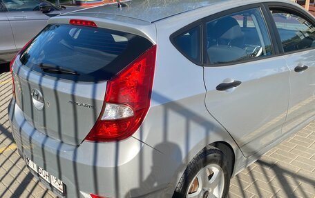 Hyundai Solaris II рестайлинг, 2011 год, 730 000 рублей, 4 фотография