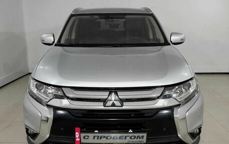 Mitsubishi Outlander III рестайлинг 3, 2017 год, 1 650 000 рублей, 2 фотография