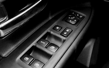 Mitsubishi Outlander III рестайлинг 3, 2017 год, 1 650 000 рублей, 10 фотография