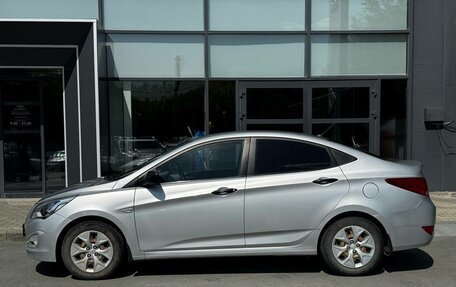 Hyundai Solaris II рестайлинг, 2015 год, 950 000 рублей, 5 фотография