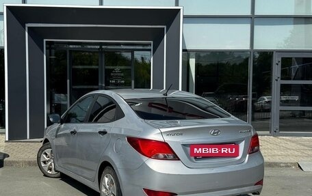 Hyundai Solaris II рестайлинг, 2015 год, 950 000 рублей, 6 фотография