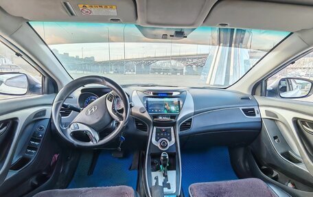 Hyundai Avante, 2011 год, 930 000 рублей, 4 фотография