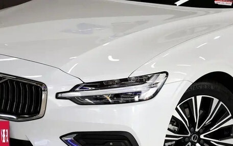 Volvo V60 II, 2024 год, 3 790 099 рублей, 6 фотография