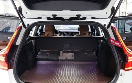 Volvo V60 II, 2024 год, 3 790 099 рублей, 22 фотография