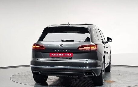 Volkswagen Touareg III, 2020 год, 4 385 000 рублей, 4 фотография