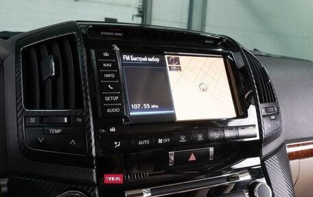 Toyota Land Cruiser 200, 2013 год, 2 940 000 рублей, 22 фотография