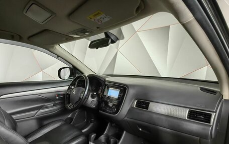 Mitsubishi Outlander III рестайлинг 3, 2018 год, 1 485 000 рублей, 9 фотография