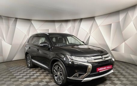 Mitsubishi Outlander III рестайлинг 3, 2018 год, 1 485 000 рублей, 3 фотография