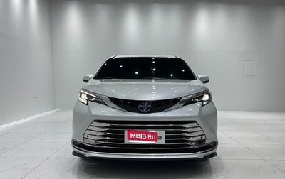 Toyota Sienna, 2022 год, 3 304 000 рублей, 1 фотография