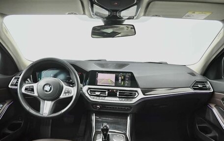 BMW 3 серия, 2022 год, 3 000 000 рублей, 14 фотография