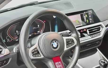 BMW 3 серия, 2022 год, 3 000 000 рублей, 18 фотография