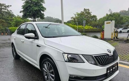 Skoda Octavia, 2021 год, 1 213 800 рублей, 3 фотография