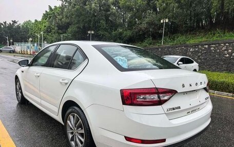 Skoda Octavia, 2021 год, 1 213 800 рублей, 6 фотография