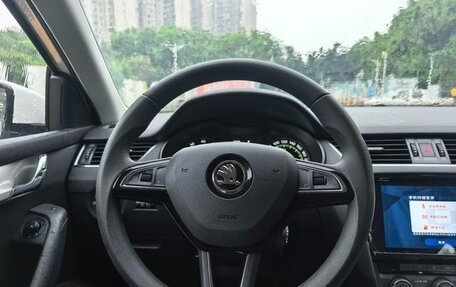 Skoda Octavia, 2021 год, 1 213 800 рублей, 12 фотография
