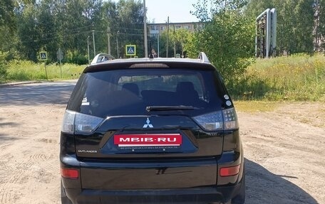 Mitsubishi Outlander III рестайлинг 3, 2007 год, 950 000 рублей, 10 фотография