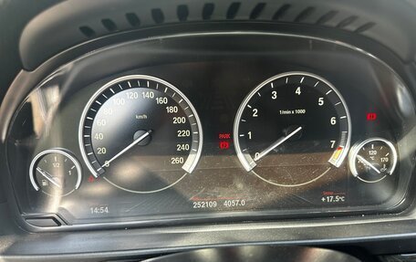 BMW 5 серия, 2012 год, 1 900 000 рублей, 10 фотография