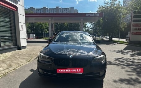 BMW 5 серия, 2012 год, 1 900 000 рублей, 2 фотография
