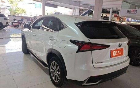 Lexus NX I, 2021 год, 2 690 000 рублей, 4 фотография