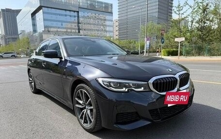 BMW 3 серия, 2021 год, 3 080 000 рублей, 3 фотография