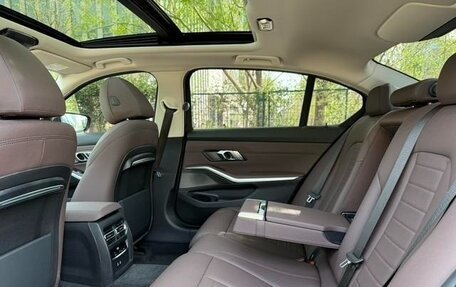 BMW 3 серия, 2021 год, 3 080 000 рублей, 16 фотография