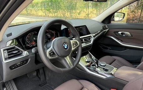 BMW 3 серия, 2021 год, 3 080 000 рублей, 10 фотография