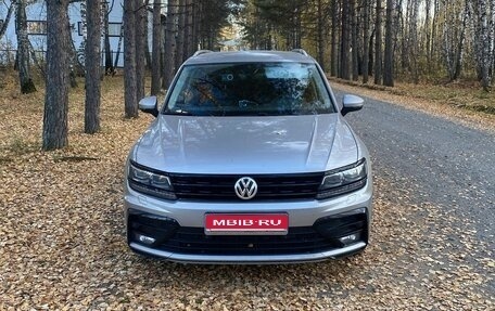 Volkswagen Tiguan II, 2019 год, 3 550 000 рублей, 1 фотография