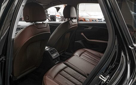 Audi A4, 2018 год, 2 730 000 рублей, 11 фотография