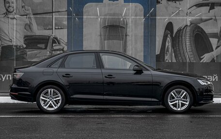 Audi A4, 2018 год, 2 730 000 рублей, 5 фотография