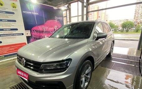 Volkswagen Tiguan II, 2019 год, 3 550 000 рублей, 4 фотография