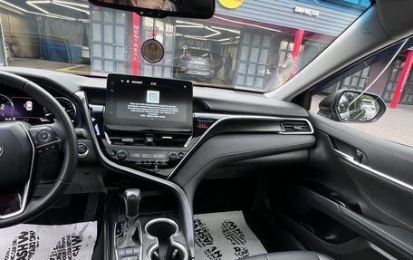 Toyota Camry, 2023 год, 3 500 000 рублей, 9 фотография