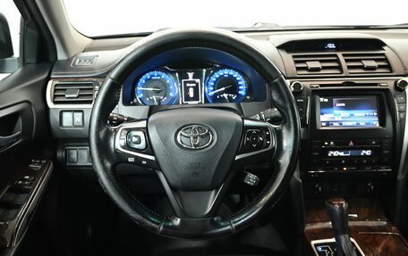 Toyota Camry, 2016 год, 2 050 000 рублей, 18 фотография
