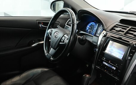 Toyota Camry, 2016 год, 2 050 000 рублей, 13 фотография