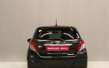 Toyota Vitz, 2011 год, 859 000 рублей, 5 фотография