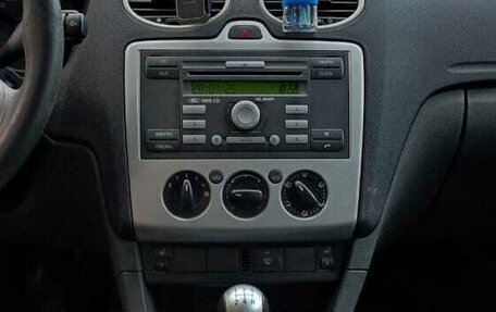 Ford Focus II рестайлинг, 2006 год, 350 000 рублей, 3 фотография