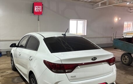 KIA Rio IV, 2020 год, 1 630 000 рублей, 4 фотография