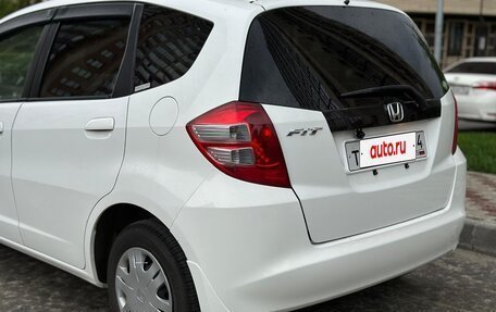 Honda Fit III, 2008 год, 850 000 рублей, 8 фотография