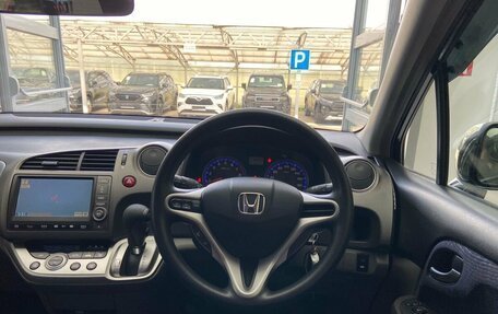 Honda Stream II, 2010 год, 1 420 000 рублей, 15 фотография
