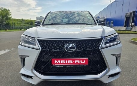Lexus LX III, 2016 год, 7 580 000 рублей, 5 фотография