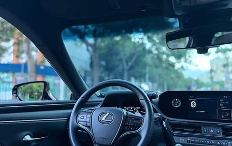 Lexus ES VII, 2021 год, 2 800 000 рублей, 10 фотография