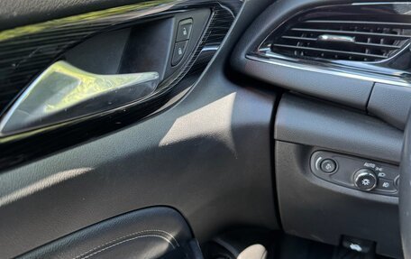 Opel Insignia II рестайлинг, 2018 год, 2 550 000 рублей, 21 фотография