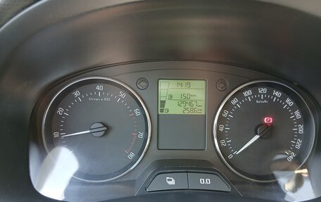 Skoda Fabia II, 2012 год, 700 000 рублей, 10 фотография