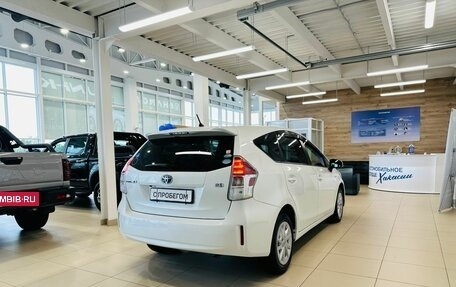 Toyota Prius Alpha I (ZVW40/41), 2018 год, 1 649 000 рублей, 6 фотография