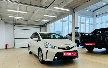 Toyota Prius Alpha I (ZVW40/41), 2018 год, 1 649 000 рублей, 8 фотография