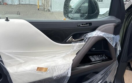 Lexus LX, 2025 год, 19 000 000 рублей, 5 фотография