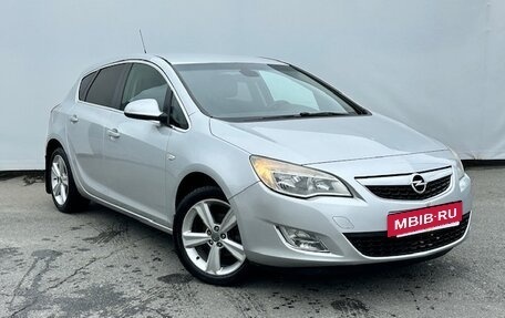 Opel Astra J, 2011 год, 595 000 рублей, 3 фотография