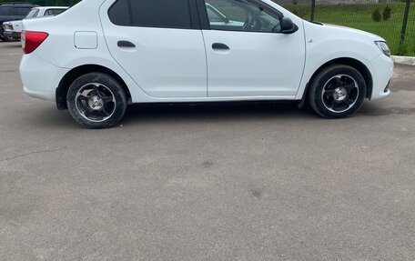 Renault Logan II, 2014 год, 599 000 рублей, 2 фотография