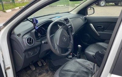 Renault Logan II, 2014 год, 599 000 рублей, 1 фотография