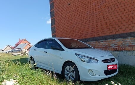 Hyundai Solaris II рестайлинг, 2014 год, 606 000 рублей, 1 фотография