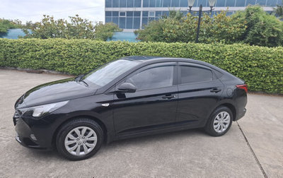 Hyundai Solaris II рестайлинг, 2021 год, 1 780 000 рублей, 1 фотография